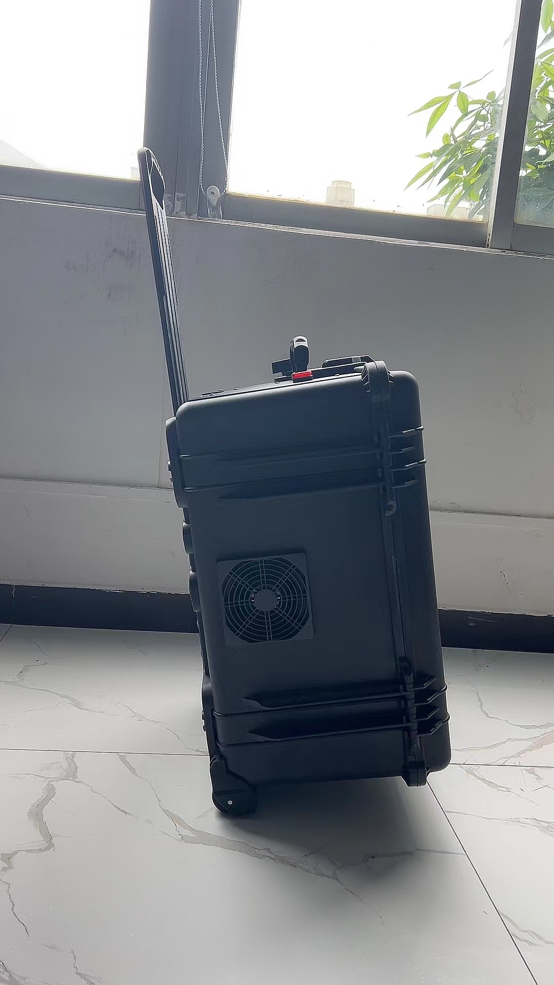 香河手拉箱型移动通信干扰器